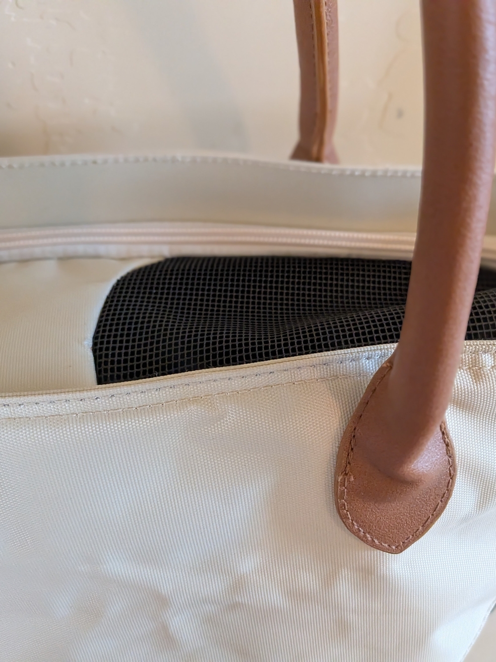 Pet Gear Cream and Brown Pet Travel Tote Carrier with Leather Trim - Picture 4 of 5